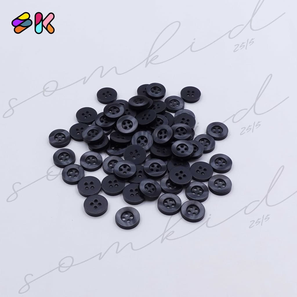 somkid กระดุมเชิ้ต 4 รูสีขาวและดำ ขอบหนาหน้ามุกเงา ขนาด 11mm แซ็กเครื่องจักรได้ สอยมือได้ รูปที่ 5