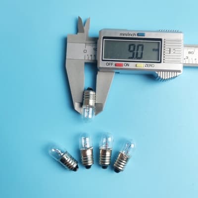 หลอดไฟ 6.3V 0.15A ขั้วเกลียว E10 1 จุด หลอดไพลอตแลมป์ ใส้หลอดไพลอตแลมป์ pilot lamp #6V รูปที่ 1
