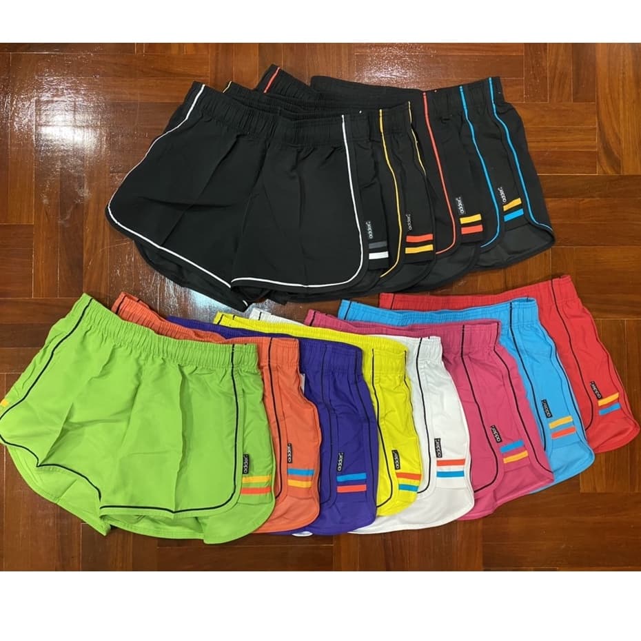 Easywears 170 สินค้าใหม่ กางเกงขาสั้น ใส่อยู่บ้าน ออกกำลังกาย ขาเว้า ตัดข้างสองสี รูปที่ 1