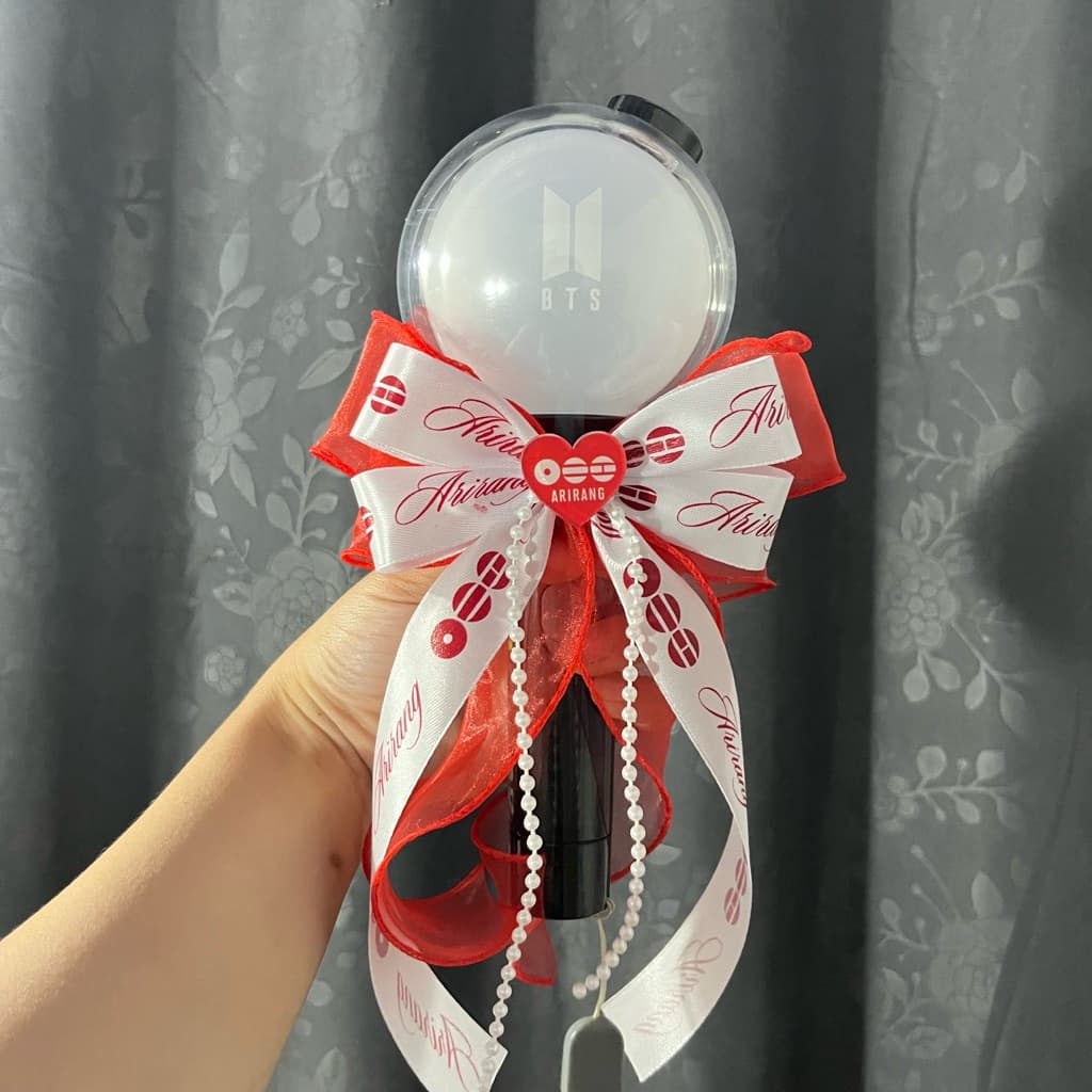 แฟนเมอร์ช แอเรียล | ACRYLIC CAHOL ARIRANUG BI PHONESTRAP | พวงกุญแจ I KEYCHKEYCHAIN | เคเคเคเคเค| พวงกุญแจอารีน่า | ARMYBOMB DECO | ริบบิ้นติดไฟ | พวงกุญแจ PARACORD | LUCKY KNOT | COMEBACK 2026 รูปที่ 2