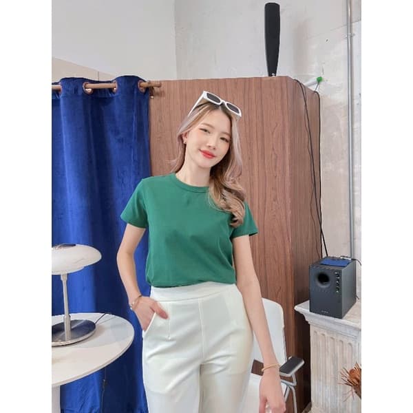 WARA เสื้อยืด คอกลม กุ๊นคอ แขนสั้น ผ้า Cotton spandex รูปที่ 4