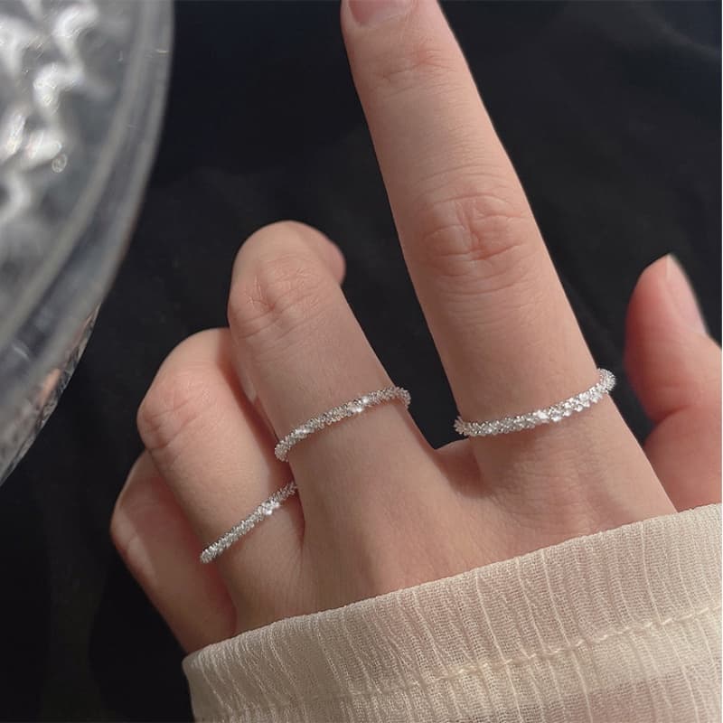Roselife แหวนนิ้วมือ ประดับเลื่อม สีเงิน 17 มม. วางซ้อนกันได้ หรูหรา สไตล์เกาหลี เครื่องประดับ สําหรับผู้หญิง รูปที่ 3