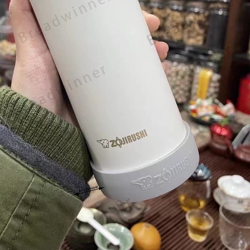 ZOJIRUSHI 6.5 ซม.Zojirushi Thermos ซิลิโคน boot cover กันลื่น anti-fall anti-scalding ฝาครอบขวดน้ํา รูปที่ 1