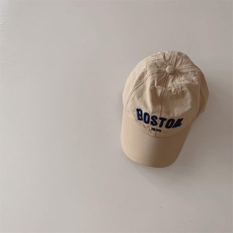 Boston หมวกเบสบอล ระบายอากาศ แห้งเร็ว พิมพ์ลายตัวอักษร ปรับได้ เหมาะกับฤดูใบไม้ผลิ ฤดูร้อน สําหรับเด็กผู้ชาย และเด็กผู้หญิง รูปที่ 5