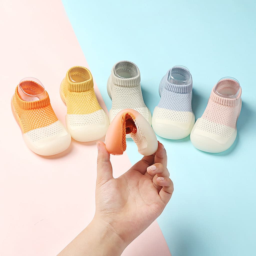 รองเท้าเด็กหัดเดิน รองเท้าเด็ก ตาข่าย พื้นยาง รุ่นระบายอากาศได้ดี Size 11.5-13.5 cm รูปที่ 3