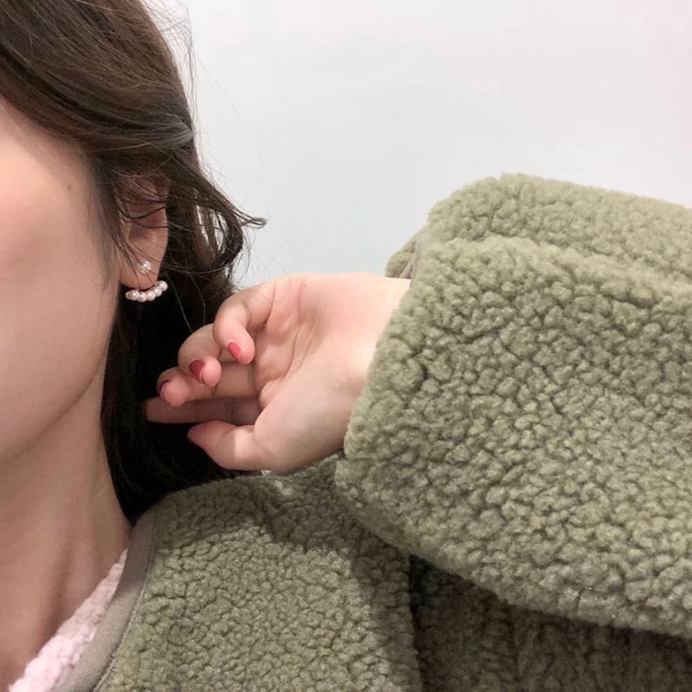 A HELLO GIRL ใหม่ ต่างหูสตั๊ด ประดับมุกจําลอง ขนาดเล็ก หรูหรา สไตล์เกาหลี แฟชั่นสําหรับผู้หญิง รูปที่ 8