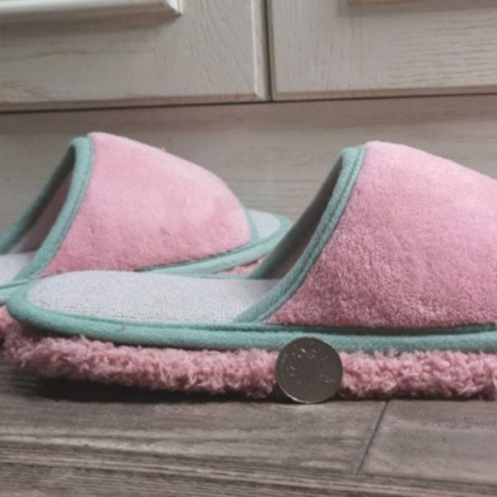 POLI Microfibre Mop Slipper: รองเท้าแตะสำหรับทำความสะอาดและกำจัดฝุ่นอย่างง่าย รูปที่ 4