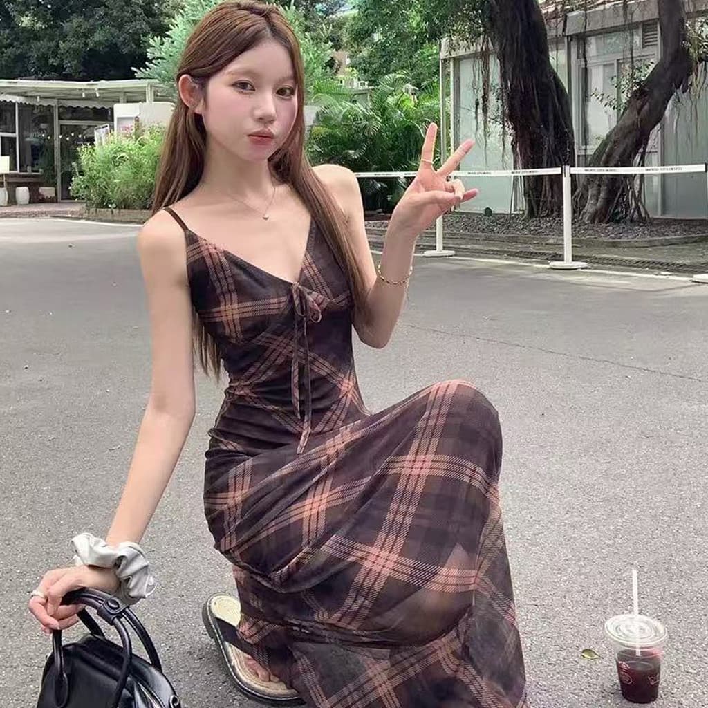 ชุดเดรสตาข่ายสายเดี่ยว ลายสก็อต ทรงกระโปรงบาน รูปที่ 8