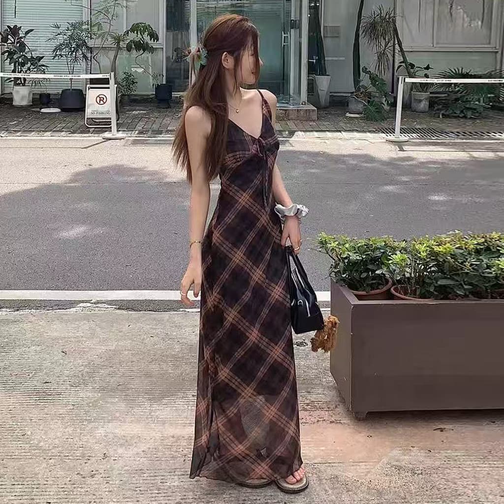ชุดเดรสตาข่ายสายเดี่ยว ลายสก็อต ทรงกระโปรงบาน รูปที่ 4
