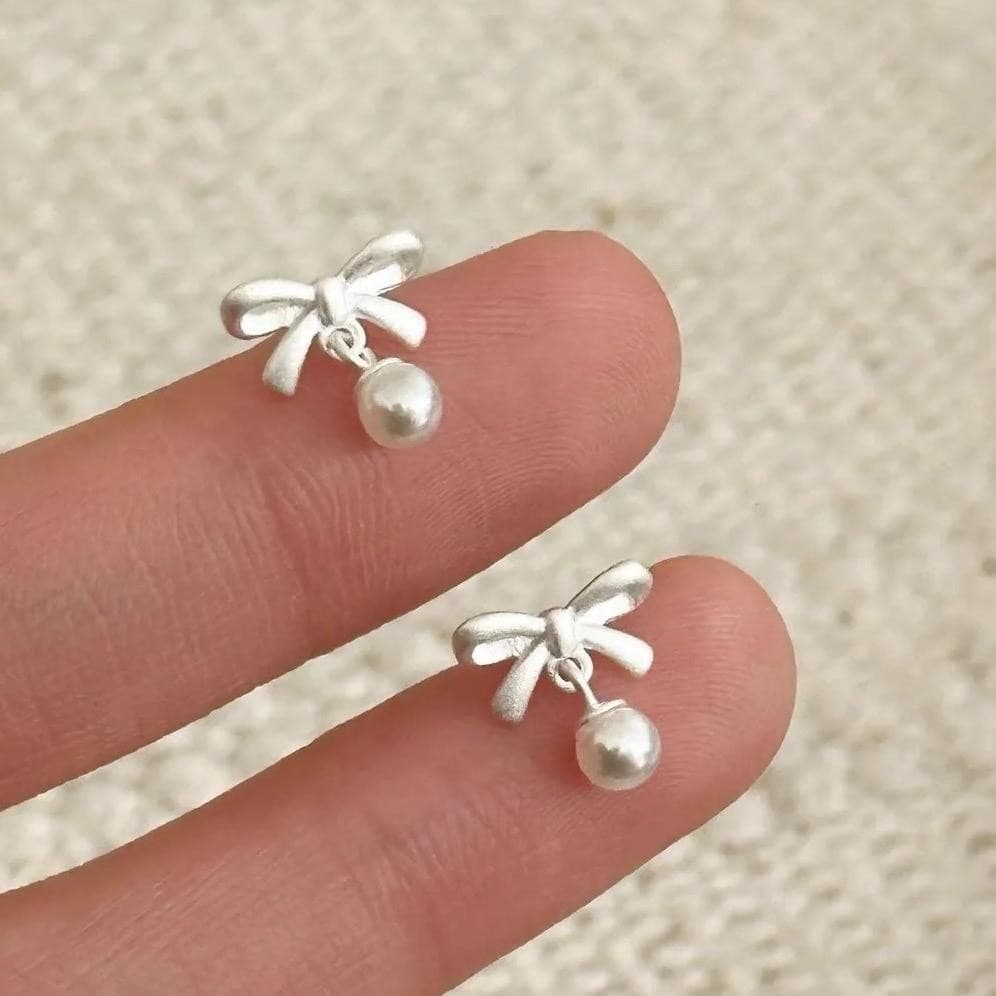 Jinjoo ต่างหูโบว์ รุ่น Dainty Bow Pearls ดีไซน์น่ารักสดใส ลุคคุณหนู รหัส A45 รูปที่ 7