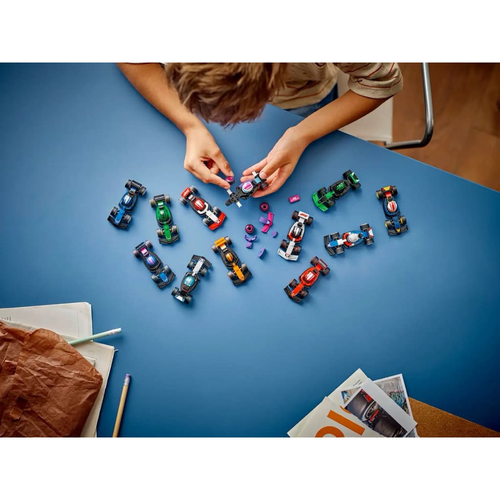 Lego 71049 F1® Collectible Race Cars รูปที่ 3