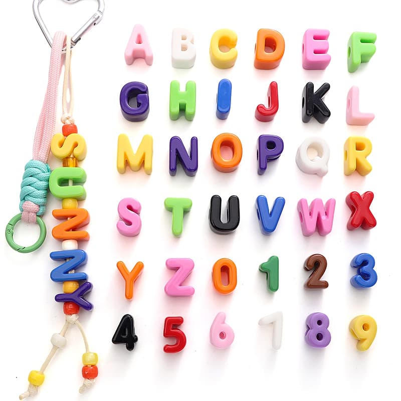 ลูกปัดอะครีลิคตัวอักษร/ตัวเลข 10 ชิ้น สำหรับ DIY สายคล้องมือถือ สายคล้องกระเป๋า ของขวัญ รูปที่ 1