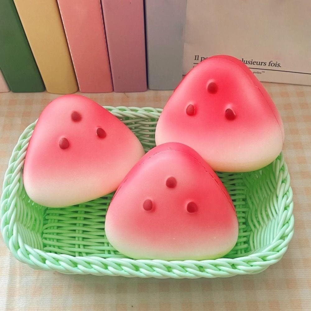 GRANDZY ของเล่นสกุชชี่ป้องกันความเครียด​​, ​​รูปผลไม้ตลก​​ ปล่อยอารมณ์บีบของเล่นออกแบบหยิกและบีบนุ่มและทนทาน​​ ​​ปลอดสารพิษ & ปลอดภัย​​ ​​เครื่องคลายเครียดแตงโม​​ รูปที่ 3