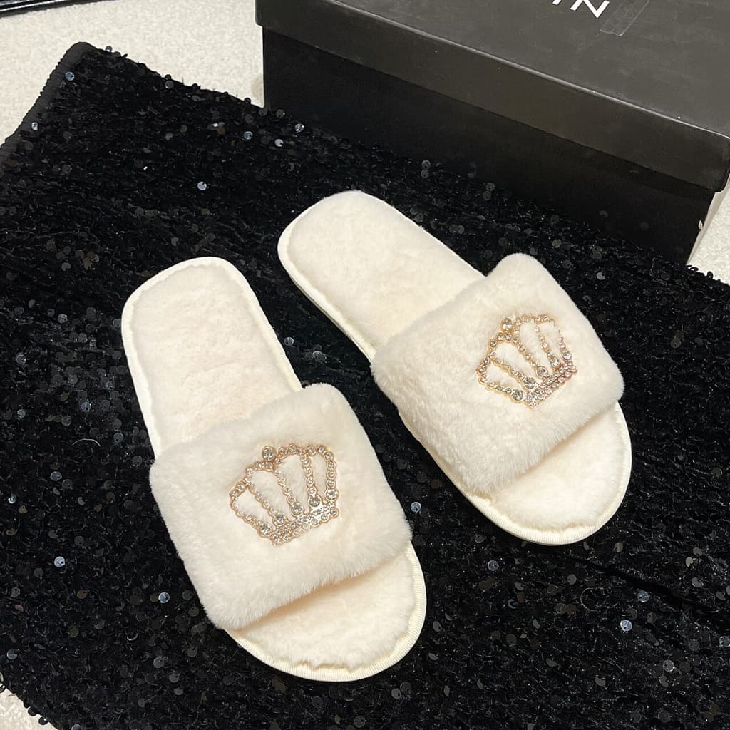 สินค้าใหม่ รองเท้าแตะผ้าขน รองเท้าแตะใส่ในบ้าน ขนนุ่มนิ่มใส่สบาย แต่งมงกุฎเพชร รูปที่ 3