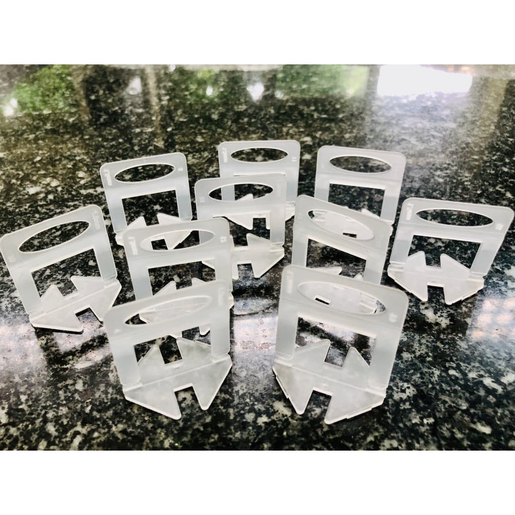 กิ๊บปรับระดับกระเบื้อง 100ชิ้น/ถุง greenbee คลิปปรับระดับกระเบื้อง tilelelvelin clip รูปที่ 2