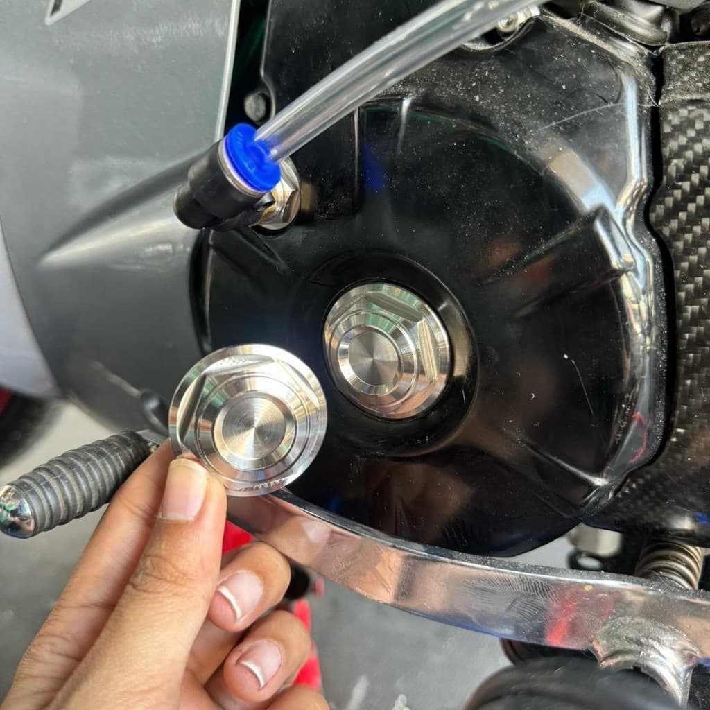 อุดจานไฟ แบบหลบประคองข้อเหวี่ยง สำหรับ W125 ปี 2005-2022 รูปที่ 9