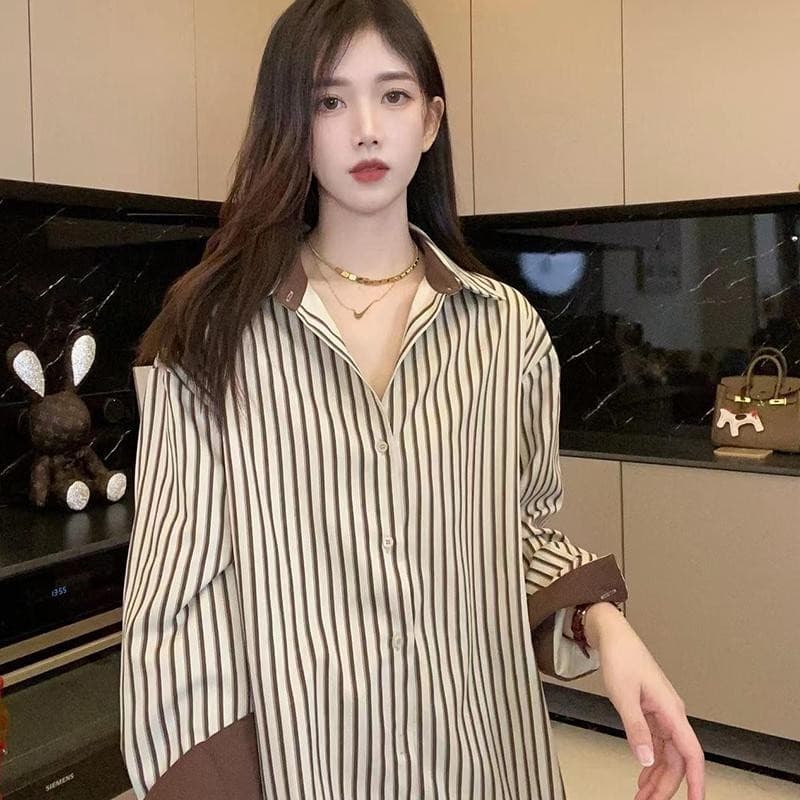 Lune_Grace รุ่นw295 เสื้อเชิ้ตผู้หญิง เสื้อเชิ้ตแขนยาวลายทางทรงหลวม เชิ้ตทำงานแฟชั่นเกาหลี รูปที่ 3