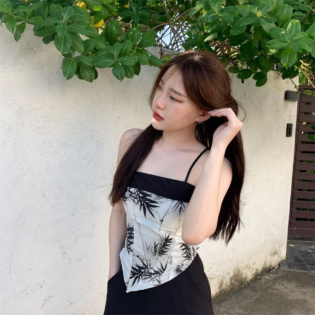 Aurora เสื้อสายเดี่ยว มีฟองน้ำ ลายใบไม้ สม็อคหลัง สีขาวดำครีม ดีเทลชาย ดูแพง bratop2280 รูปที่ 2