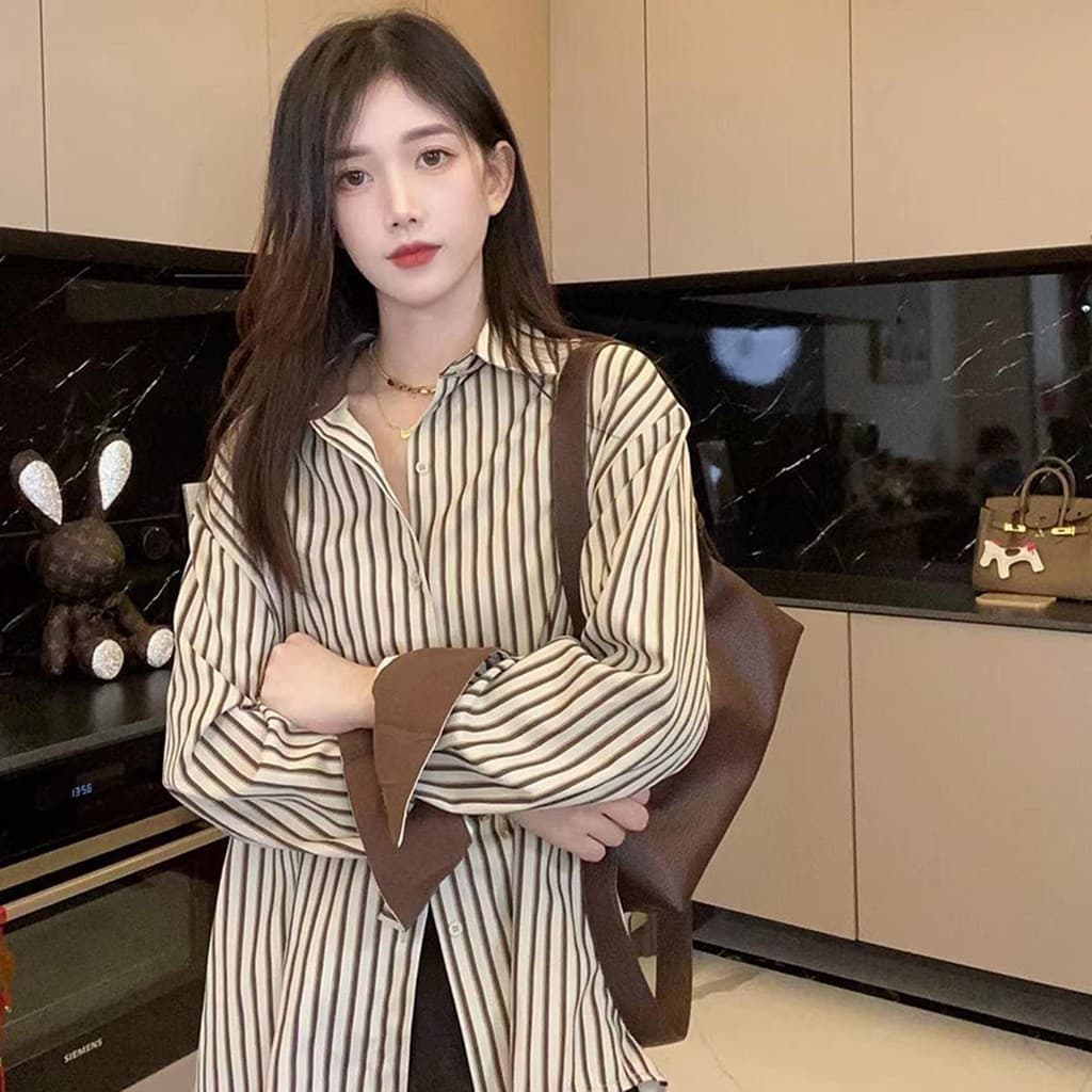 Lune_Grace รุ่นw295 เสื้อเชิ้ตผู้หญิง เสื้อเชิ้ตแขนยาวลายทางทรงหลวม เชิ้ตทำงานแฟชั่นเกาหลี รูปที่ 1