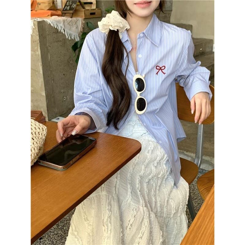 เสื้อเชิ้ตลายทางแขนยาวแฟชั่นสำหรับผู้หญิง#a95 รูปที่ 1