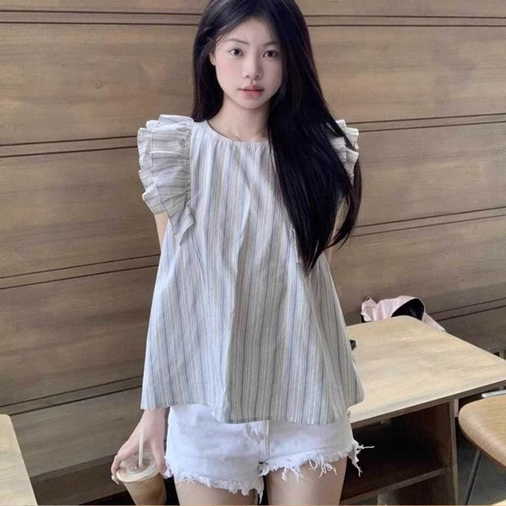 เสื้อแขนระบาย สีฟ้าอ่อน ดีไซน์น่ารัก สไตล์เกาหลี รูปที่ 7