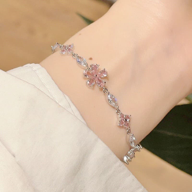 ในไทยสร้อยข้อมือโลหะผสมประดับโบว์ดอกไม้ดวงจันทร์พลอยเทียมแฟชั่นสําหรับผู้หญิงใหม่2024 รูปที่ 6