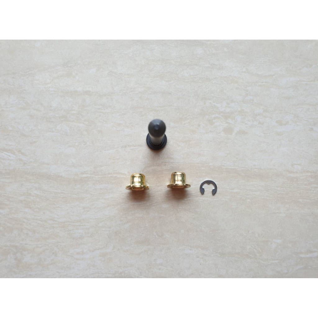 ส่งเร็ว สลักประตู+บู๊ชทองเหลือง NISSAN BIG-M TD25 ราคาชุดละ30 บาท OEM รูปที่ 3