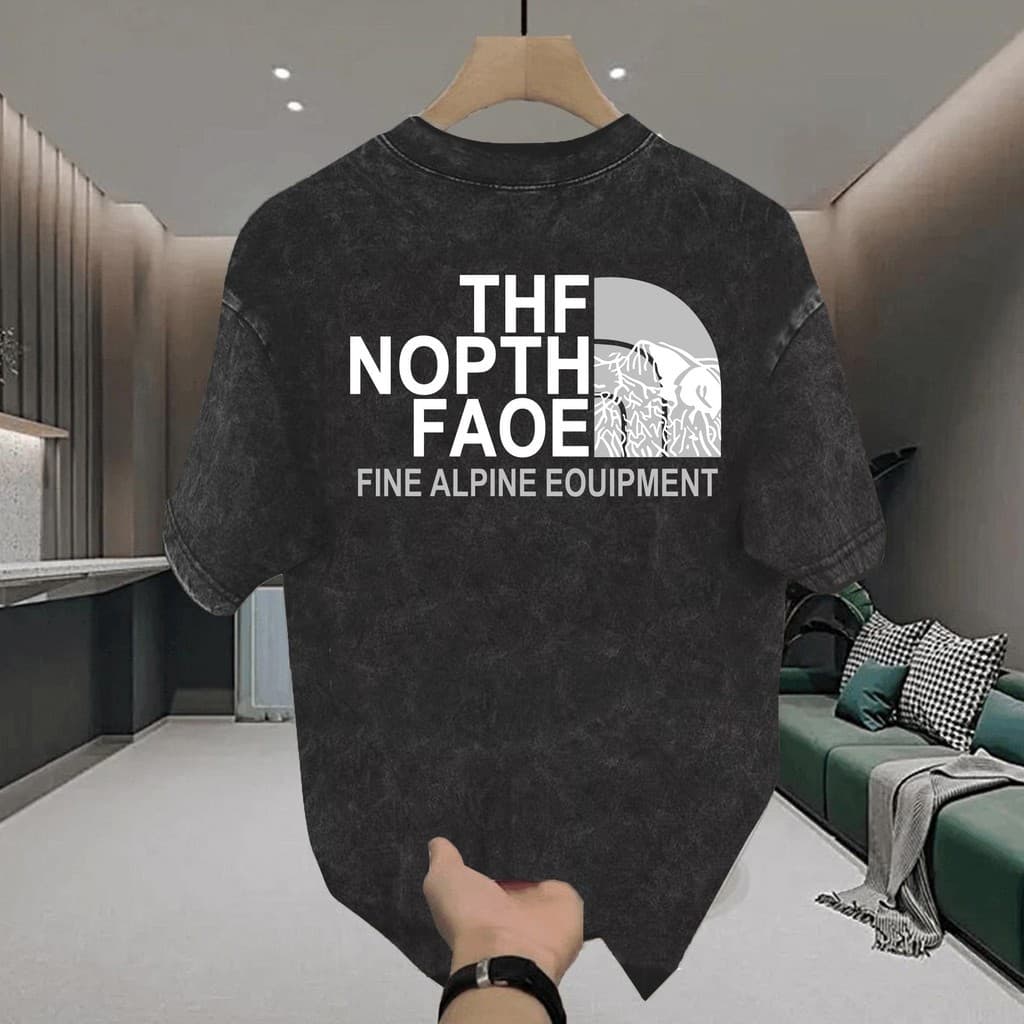 Basiเสื้อผู้ชาย เสื้อยืด oversize ไม่ต้องไปสนใจ เกรดพรีเมียม เสื้อคอตตอน ไม่หดตัว ใส่สบาย THE NOPTH FAOE รูปที่ 6
