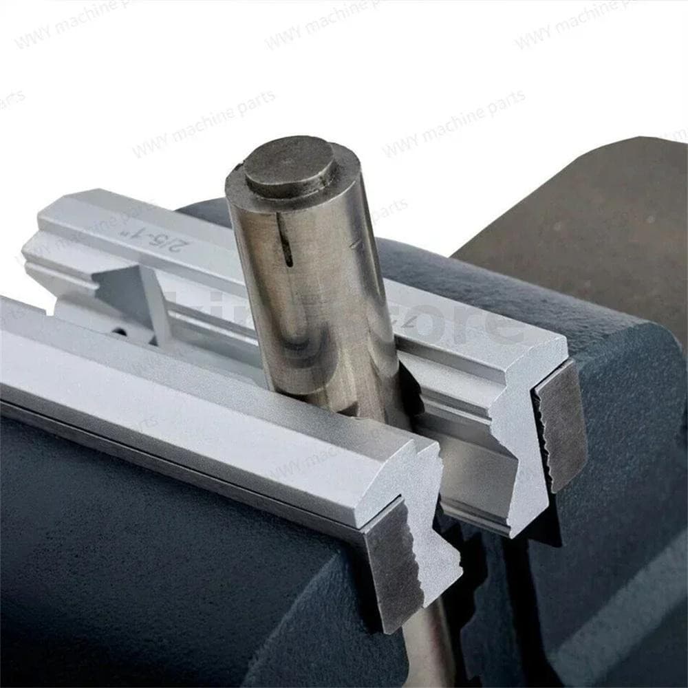 2pcs Vise Jaws Milling Vise Jaw Clamps Magnetic Bench Vice Pad เครื ่ องมือสําหรับ Gripping Mechanical Pipe Fitting Fixed Protector รูปที่ 7