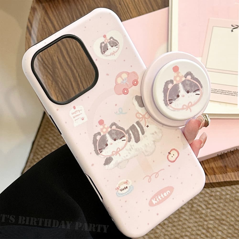 การ์ตูนน่ารัก Graffiti Party Kitty ขาตั้งแม่เหล็กผู้ถือ iPhone สําหรับ iPhone 16 Pro Max 16 Plus 16 Pro 16 15 14 13 12 11 กันกระแทก TPU Matte ฝาหลัง รูปที่ 2