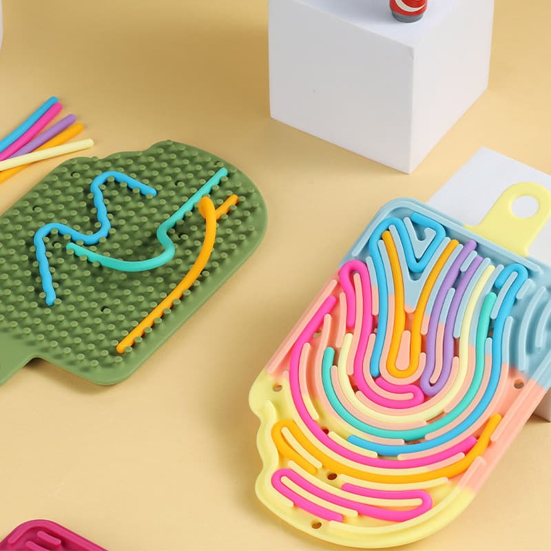Geetoy ไอศกรีม ประสาทสัมผัส ซิลิโคนกิจกรรม บอร์ดฟิดเจ็ต ของเล่นสี 12 สาย กระดานสองด้าน ของเล่นเพื่อการศึกษา รูปที่ 7
