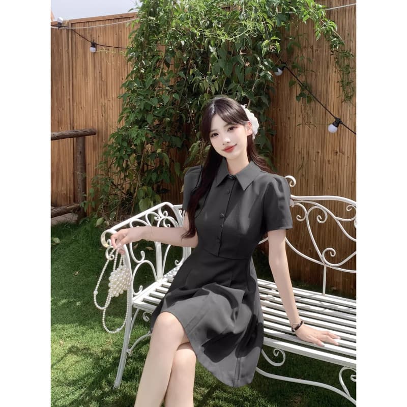 มินิเดรส คอปกเชิ้ต โปโล แขนสั้นพัฟ กระดุมหน้า กระโปรงทรงเอ สไตล์หวานสุภาพ ลุคนักเรียนเกาหลี รูปที่ 1