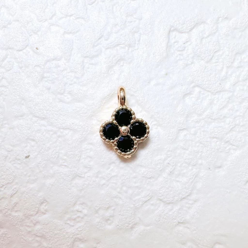 สีสูงระบุทองแดงชุบ 14K Gold Micro-Inlaid Zircon Four-Leaf Clover จี้ต่างหูสร้อยคอวัสดุทําด้วยมือขายส่ง A รูปที่ 5