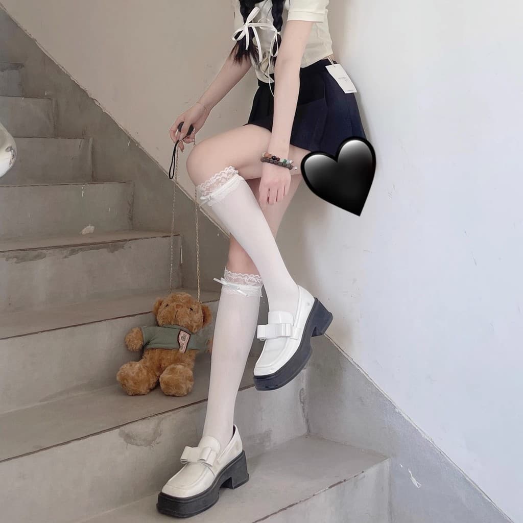 ในไทยถุงเท้าโลลิต้าสไตล์ญี่ปุ่น ถุงเท้ายาวถึงเข่าลูกไม้สีขาว ตกแต่งโบว์ หวานและน่ารัก รูปที่ 5