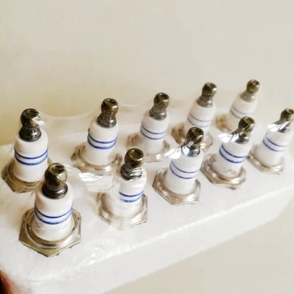 หัวเทียน BOSCH 10 ชิ้น/กล่อง สำหรับ เครื่องตัดหญ้า 2 จังหวะ 2 T เครื่องพ่นยา 767 เลื่อยยนต์ 2 รุ่น WS7F รูปที่ 4