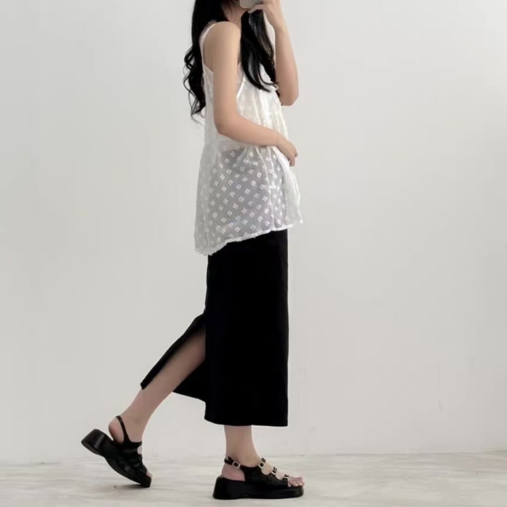 เสื้อสายเดี่ยวลูกไม้ ผ้าซีทรู ดีไซน์เกาหลีสุดชิค รูปที่ 3
