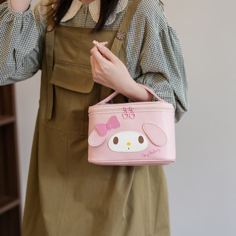 Hello Kitty Sanrio กระเป๋าเครื่องสําอางการ์ตูน PU กันน้ํา ล้างทําความสะอาดได้ Kuromi Multi-function กระเป๋าถือ รูปที่ 6