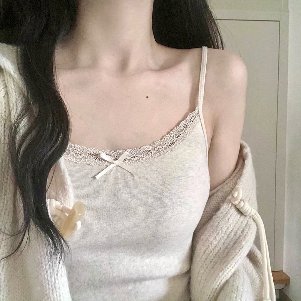YY59 มาใหม่ เสื้อสายเดี่ยว ดีเทลโบว์ตรงกลาง มีฟองน้ำในตัว มินิมอลสไตล์เวียดนาม เกาหลีมาก แต่งตัวง่าย น่ารักก รูปที่ 7