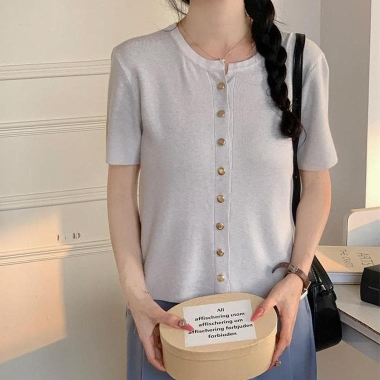 Chili Kokoเสื้อคาร์ดิแกนถัก แขนสั้น สีพื้น สีพื้น นุ่ม กระดุมทอง เหมาะกับฤดูร้อน Womenเสื้อยืด 88008 รูปที่ 8