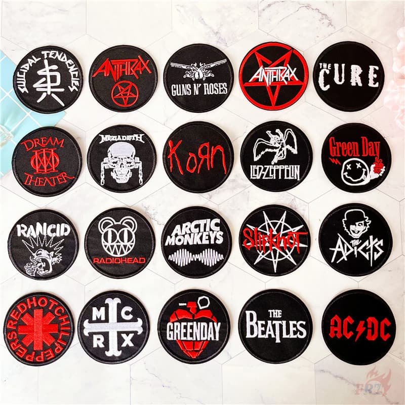 Classic Rock Band Logo Series 03 Iron-on Patch 1 ชิ้น Thrash Metal / Hard Rock / Indie Rock DIY เย็บบนเหล็กบนป้ายแพทช์ รูปที่ 9