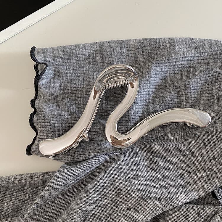 2024 Minimalist Cool Style Line Metal Grab Clip High-End Shark Clip รูปที่ 9