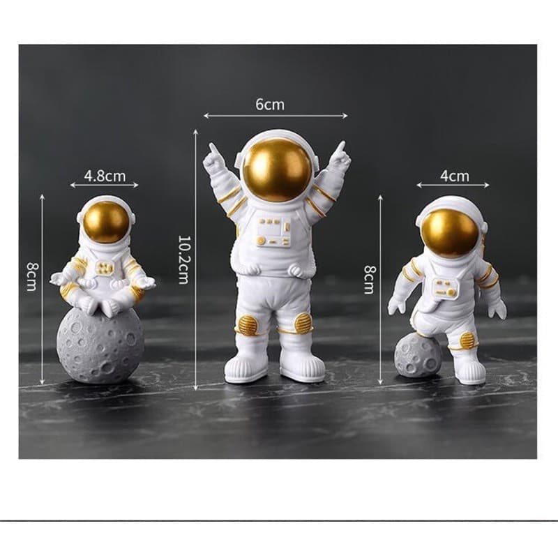 4ชิ้น/เซ็ตนักบินอวกาศภาพพื้นที่พลาสติกของเล่นการศึกษาสก์ท็อปบ้านเด็กเค้กตกแต่งรุ่น รูปที่ 9