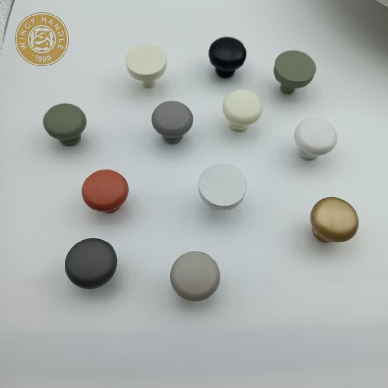 Morandi สีตู้จับลิ้นชักหลุมเดียวจับตู้เสื้อผ้าตู้รองเท้ามือจับประตูหน้าอกลิ้นชักลูกบิดห้องครัว Doorknobs ฮาร์ดแวร์ รูปที่ 6
