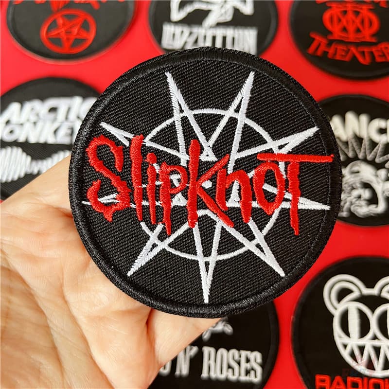 Classic Rock Band Logo Series 03 Iron-on Patch 1 ชิ้น Thrash Metal / Hard Rock / Indie Rock DIY เย็บบนเหล็กบนป้ายแพทช์ รูปที่ 4