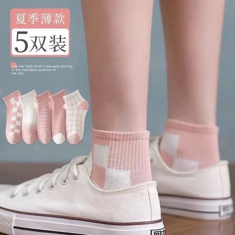 SY SHOP899 ถุงเท้าข้อสั้น ถุงเท้าแฟชั่นเกาหลี เนื้อผ้านุ่มงานถักอย่างดี มีให้เลือกหลายแบบ รูปที่ 4