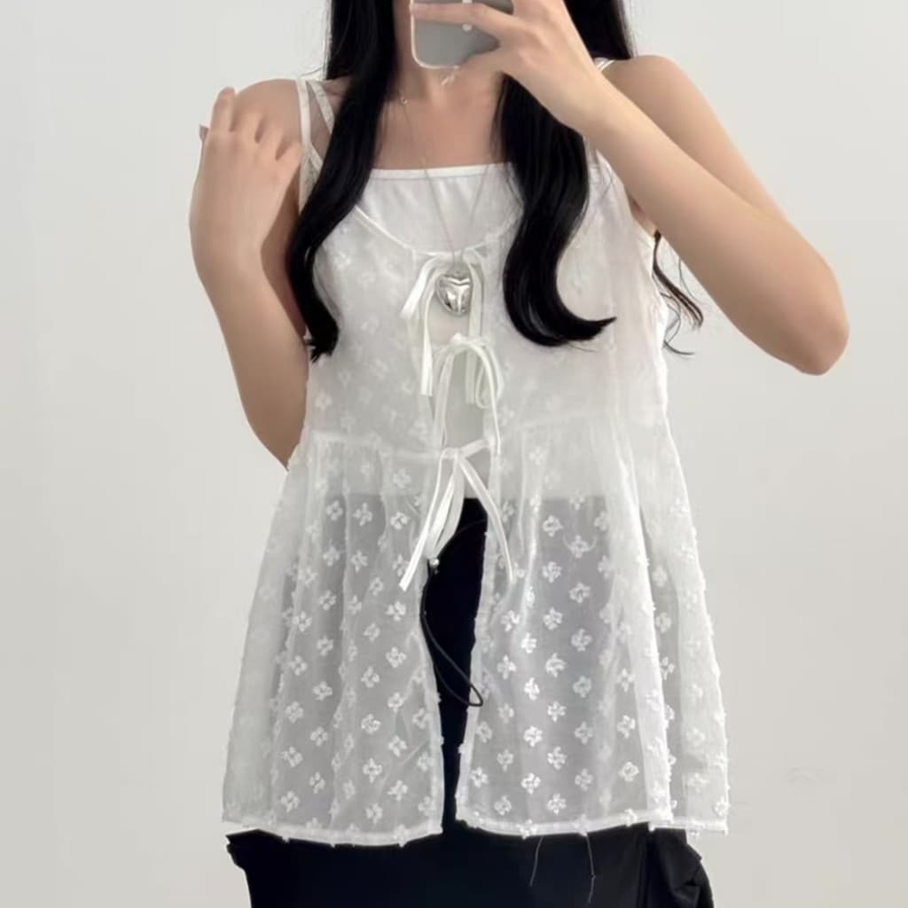 เสื้อสายเดี่ยวลูกไม้ ผ้าซีทรู ดีไซน์เกาหลีสุดชิค รูปที่ 6