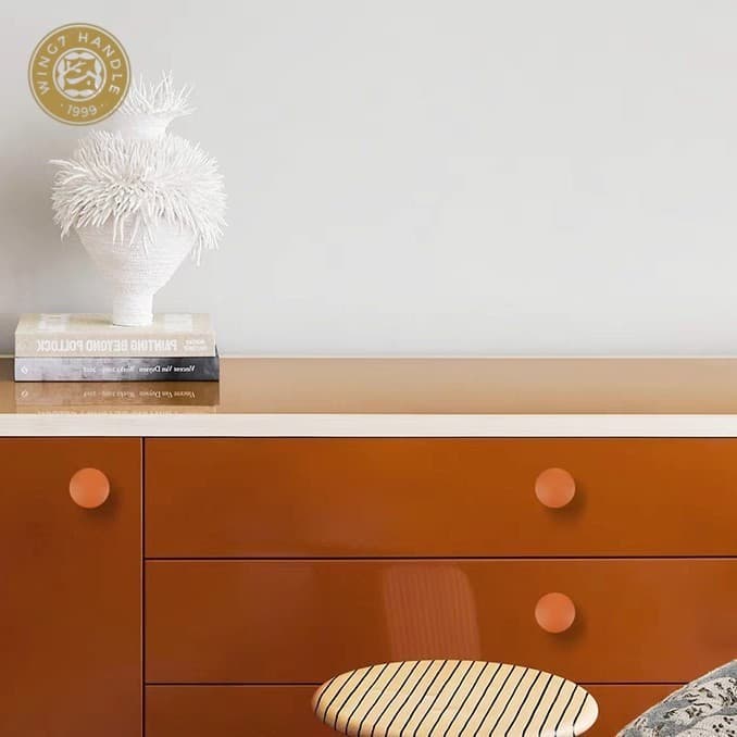 Morandi สีตู้จับลิ้นชักหลุมเดียวจับตู้เสื้อผ้าตู้รองเท้ามือจับประตูหน้าอกลิ้นชักลูกบิดห้องครัว Doorknobs ฮาร์ดแวร์ รูปที่ 9