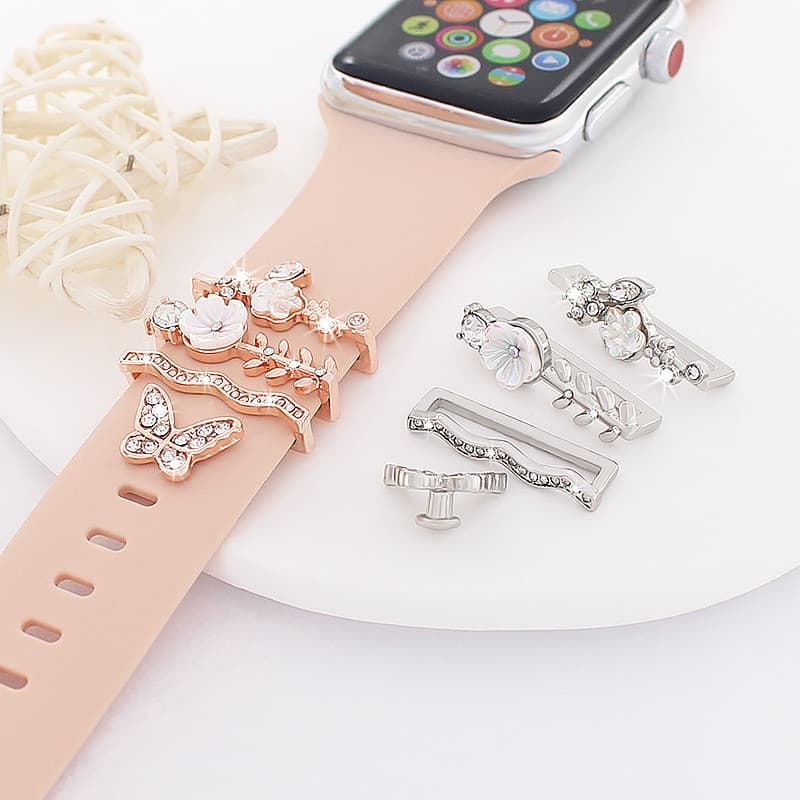 4pcs โลหะ Wristbelt Charms สายซิลิโคนตกแต่งแหวนสําหรับ A-pple นาฬิกาเครื่องประดับเพชรอุปกรณ์ตกแต่งสําหรับ iWatch สร้อยข้อมือ รูปที่ 3