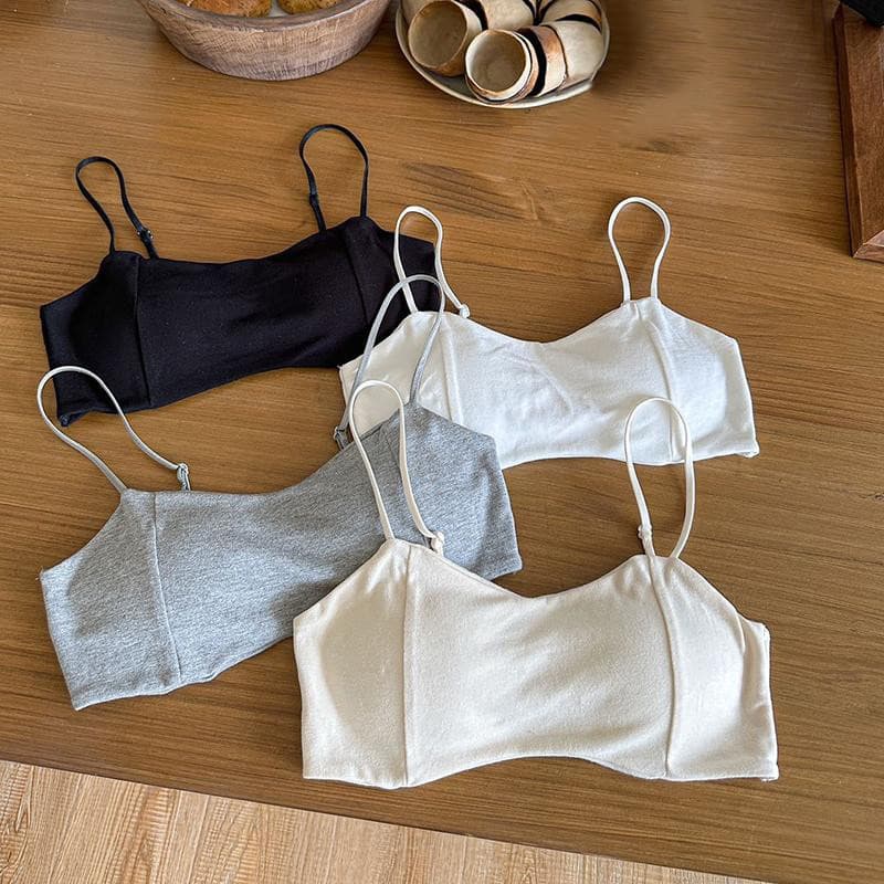 Bonnie​บราสายเดี่ยว มีฟองน้ำ ครอปสั้น สีพื้น เกาหลีน่ารัก เสื้อครอปสายเดี่ยว ทรงรัดตัว ใส่สบาย จากไทย รูปที่ 7