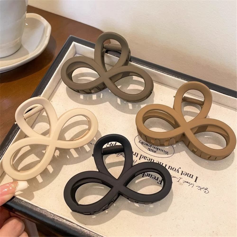 เกาหลีอารมณ์เรียบง่าย Frosted Grabber Clip 2024 ใหม่ Semi-Tie Hair Shark Clip เครื่องประดับผม รูปที่ 8